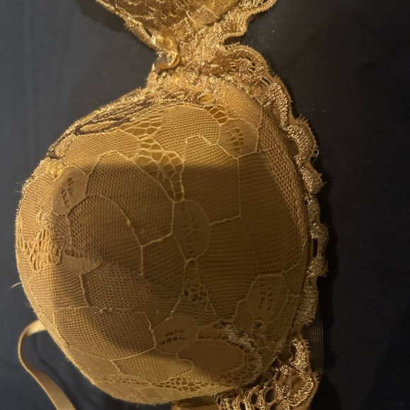 Bronze lace bra 38C - Picture 2 of 4